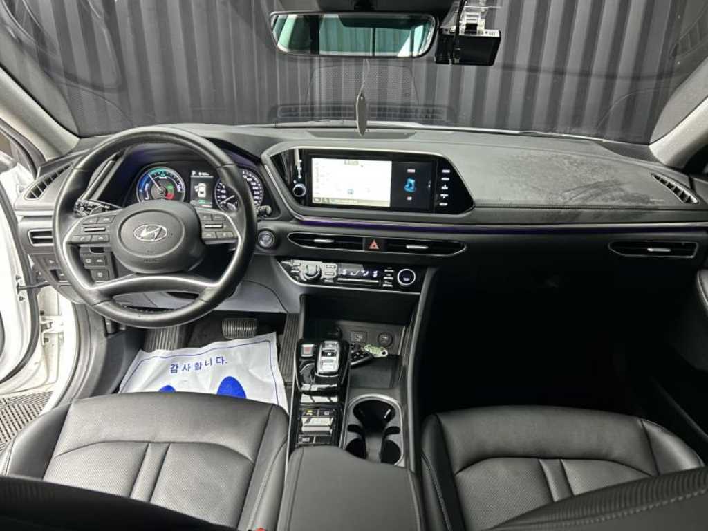 HYUNDAI Sonata - Vista 8