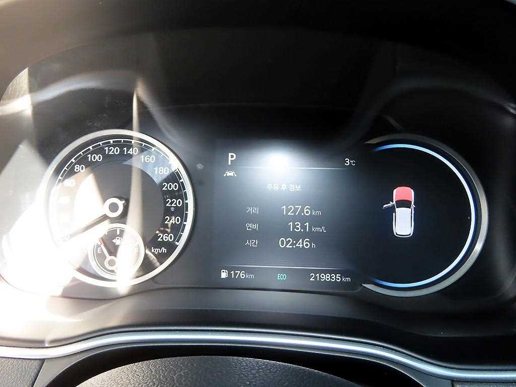 Genesis GV80 - Vista 9