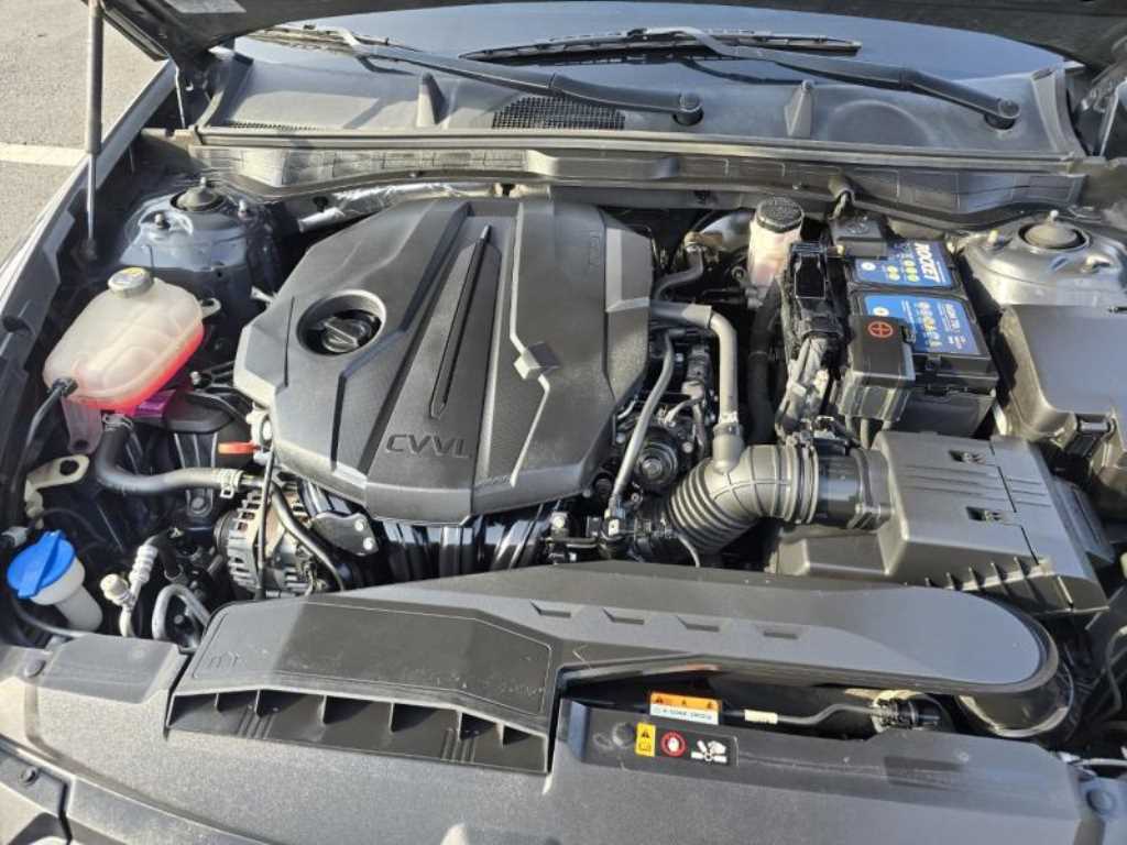 HYUNDAI Sonata - Vista 7