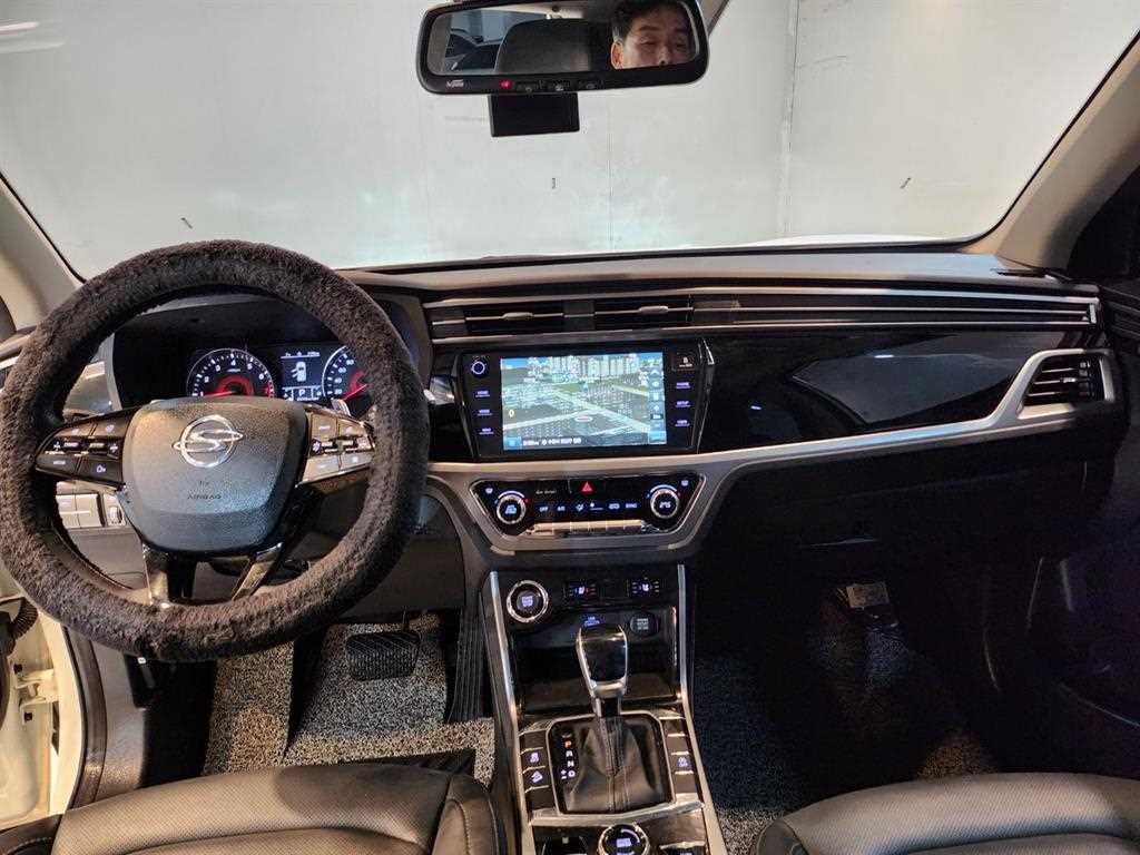 Ssangyong Korando - Vista 8