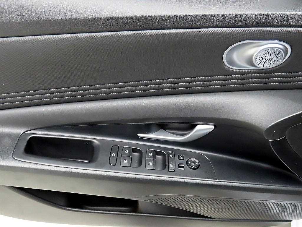 HYUNDAI Avante 2022 Blanco - Importación desde Corea - HF Imports Iquique - Foto 15