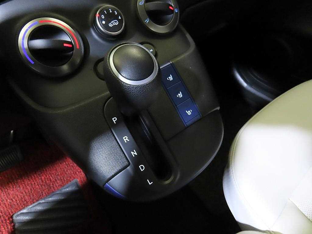 HYUNDAI Casper - Vista 12