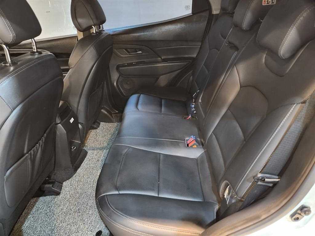 Ssangyong Korando - Vista 7