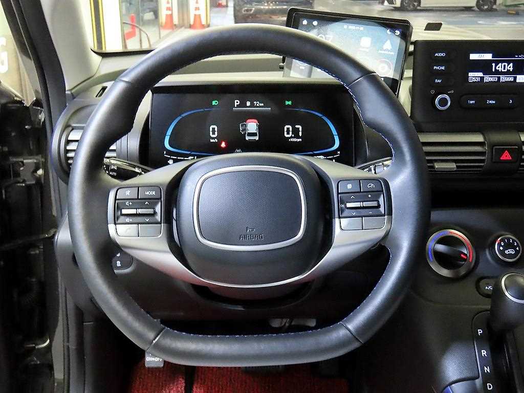 HYUNDAI Casper - Vista 8