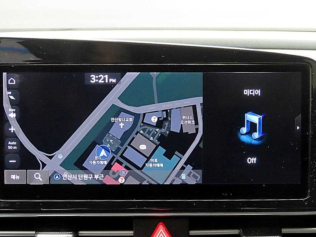 HYUNDAI Avante - Vista 8