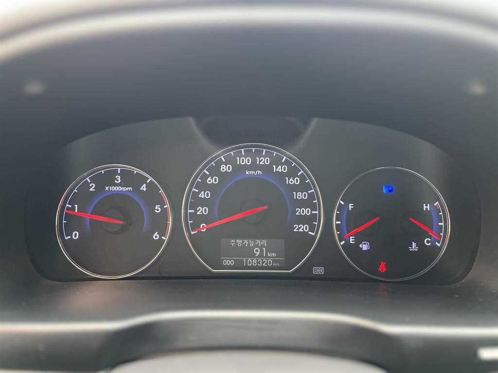 HYUNDAI Santa Fe - Vista 7