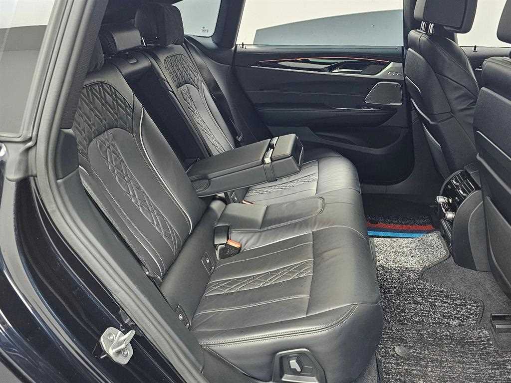 BMW Gran Turismo - Vista 12