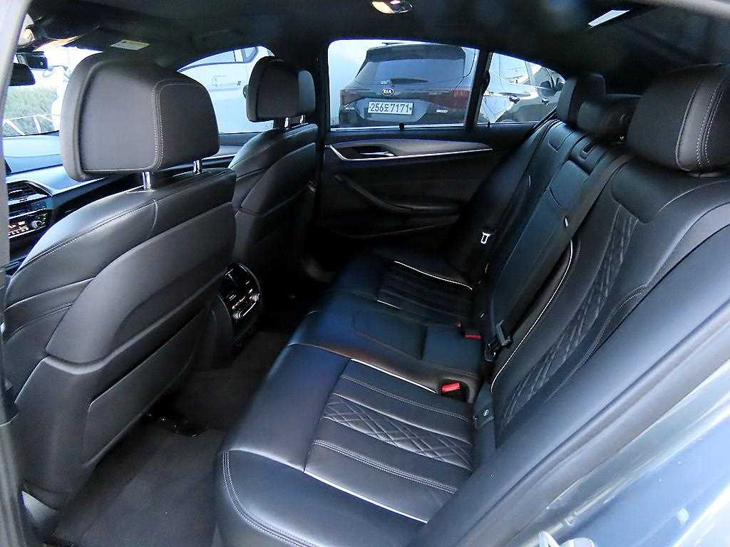 BMW 5 Series - Vista 6