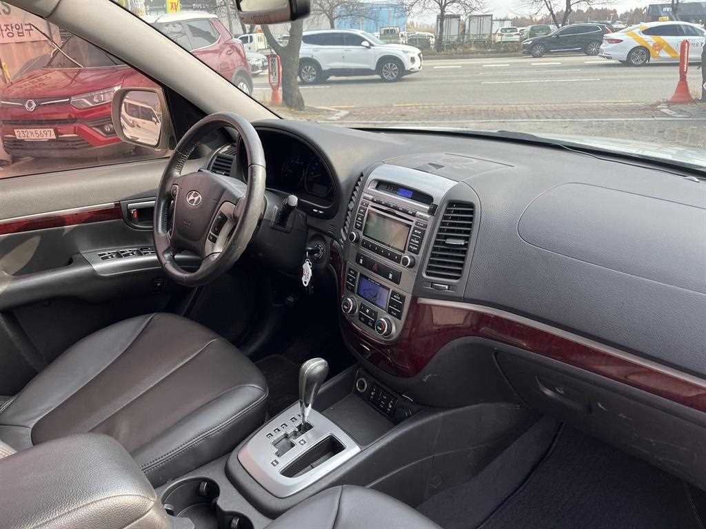 HYUNDAI Santa Fe - Vista 9