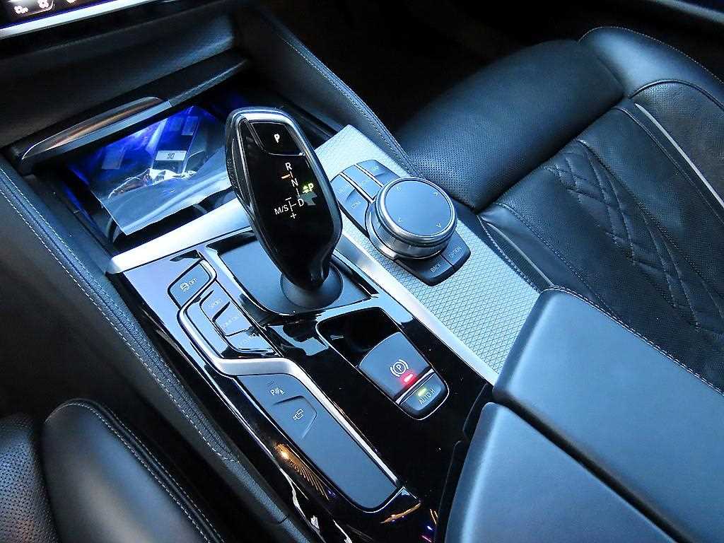 BMW 5 Series - Vista 11