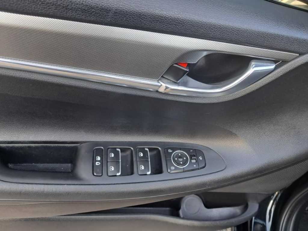 HYUNDAI Grandeur - Vista 7