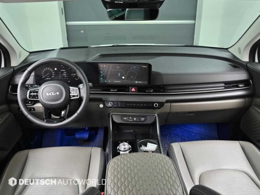 KIA Carnival - Vista 7