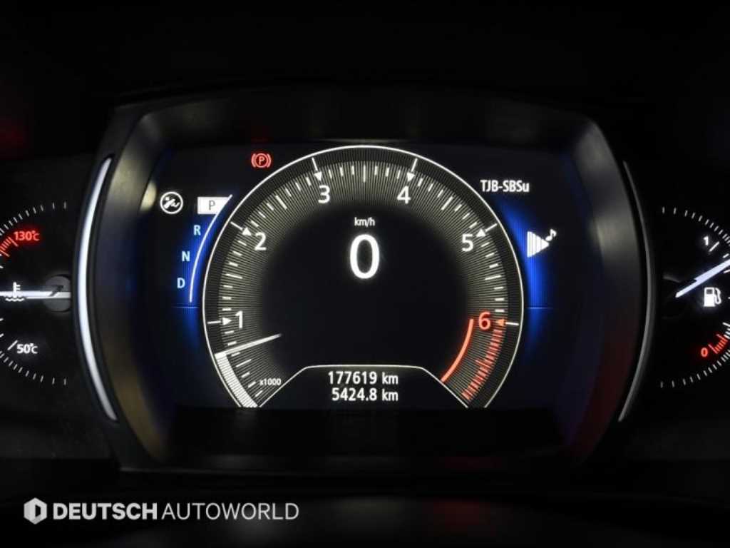 SAMSUNG QM6 - Vista 8