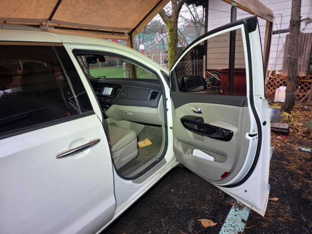 KIA Carnival 2018 Blanco - Importación desde Corea - HF Imports Iquique - Foto 15