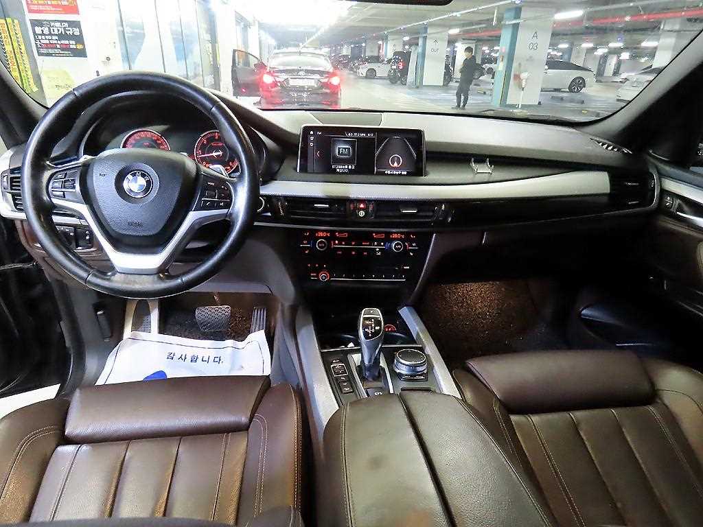 BMW X5 - Vista 10