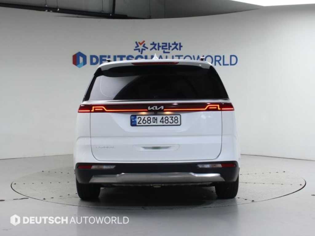 KIA Carnival - Vista 4