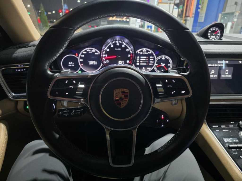 Porsche Panamera - Vista 9