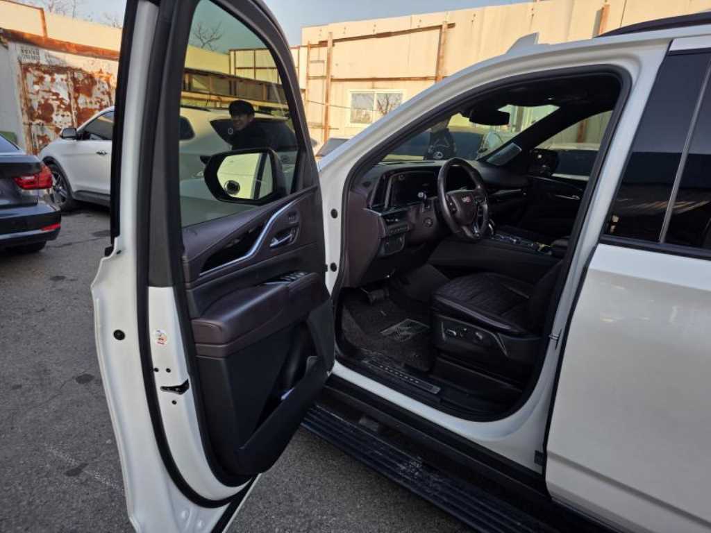 Cadillac Escalade - Vista 3