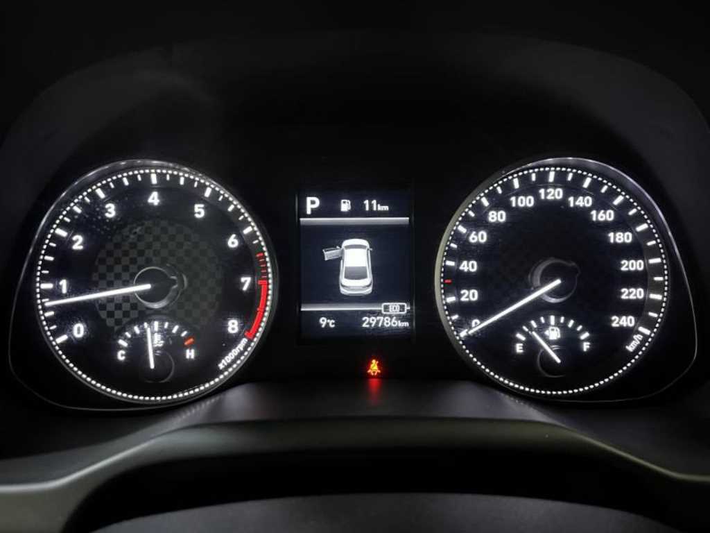 HYUNDAI Avante 2019 Blanco - Importación desde Corea - HF Imports Iquique - Foto 15