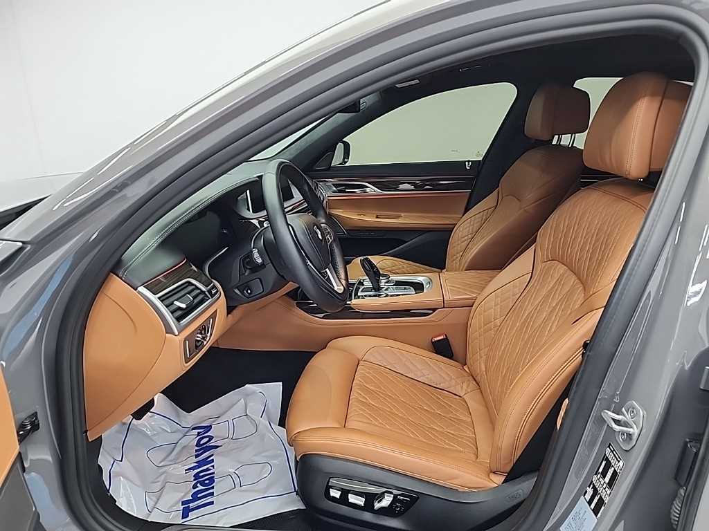 BMW 7 Series - Vista 11