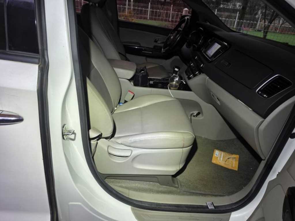 KIA Carnival 2018 Blanco - Importación desde Corea - HF Imports Iquique - Foto 14