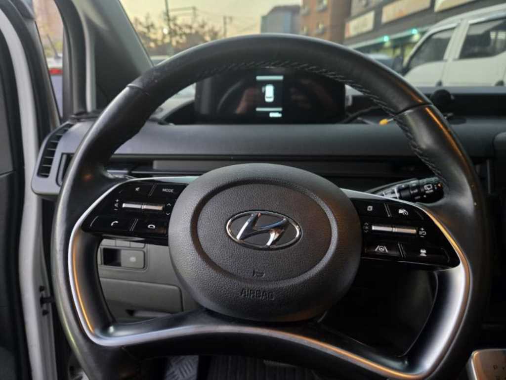 HYUNDAI Staria - Vista 5