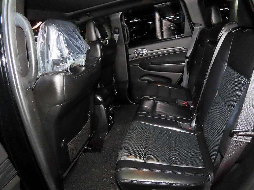 Jeep Cherokee - Vista 7