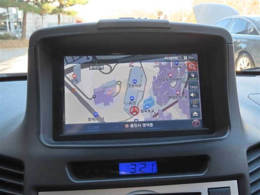 HYUNDAI Santa Fe - Vista 9