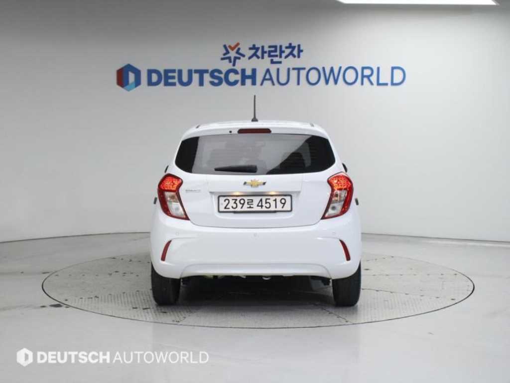 Chevrolet Spark - Vista 4