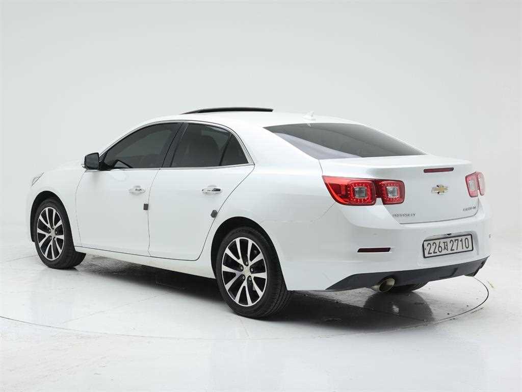 Chevrolet Malibu - Vista 4