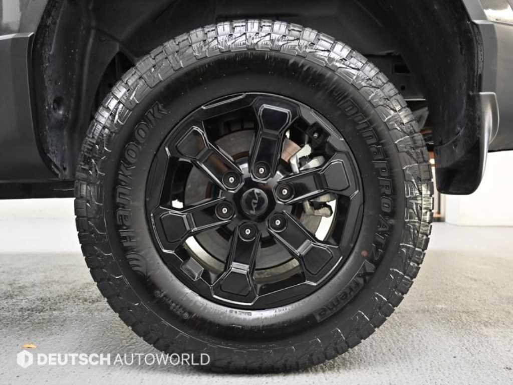 KIA Tasman - Vista 5