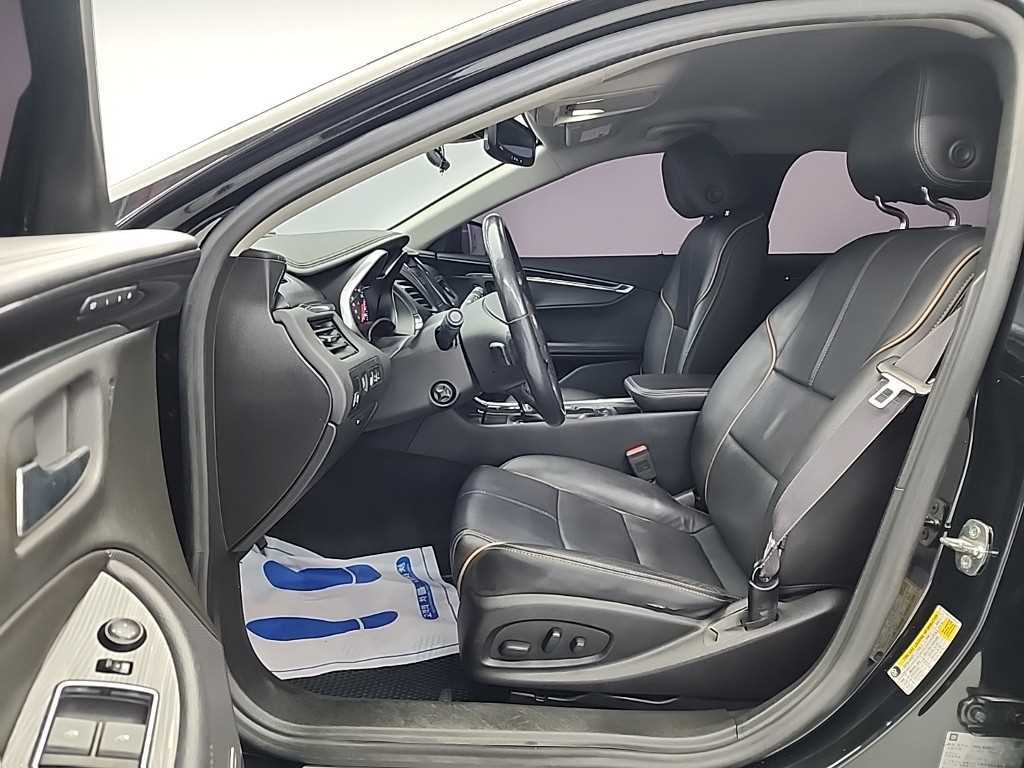 Chevrolet Impala - Vista 11