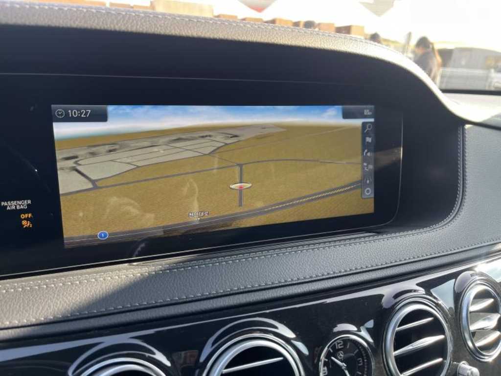 Mercedes Benz S Class - Vista 8