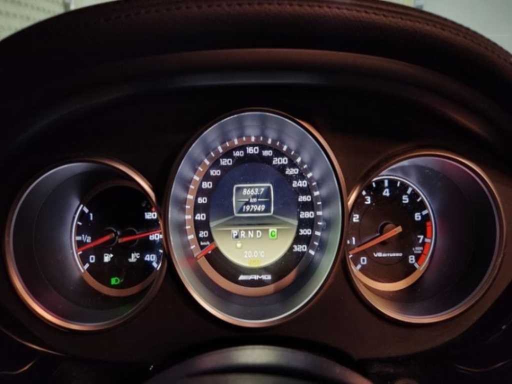 Mercedes Benz CLS Class - Vista 10