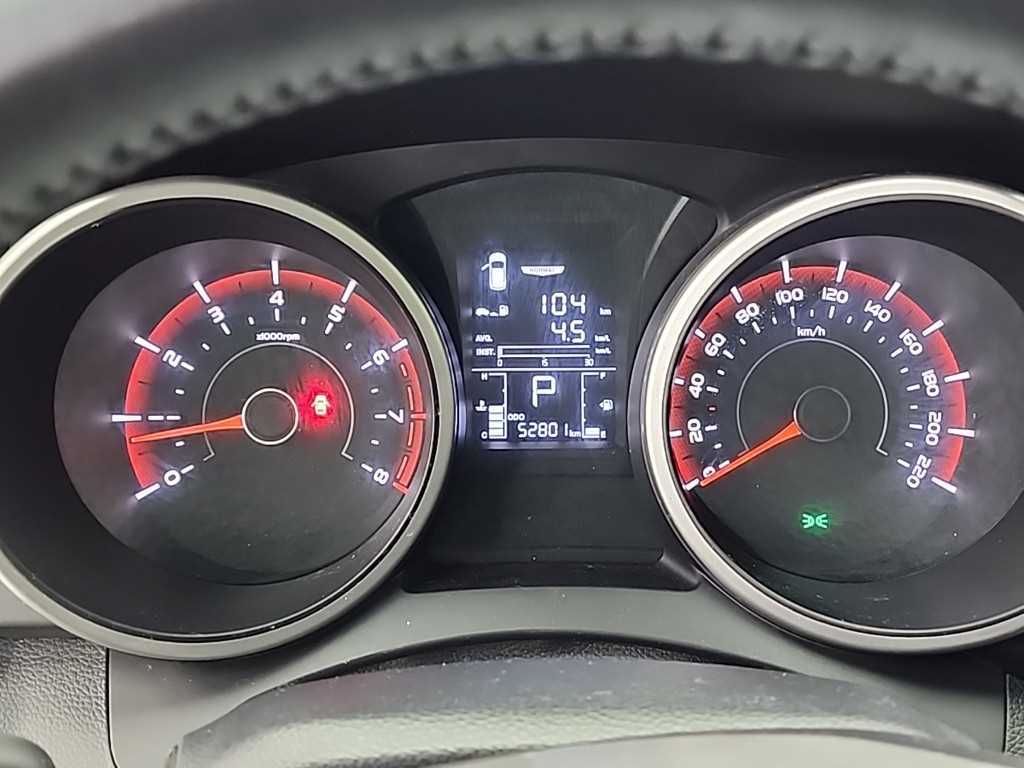 Ssangyong Tivoli - Vista 6