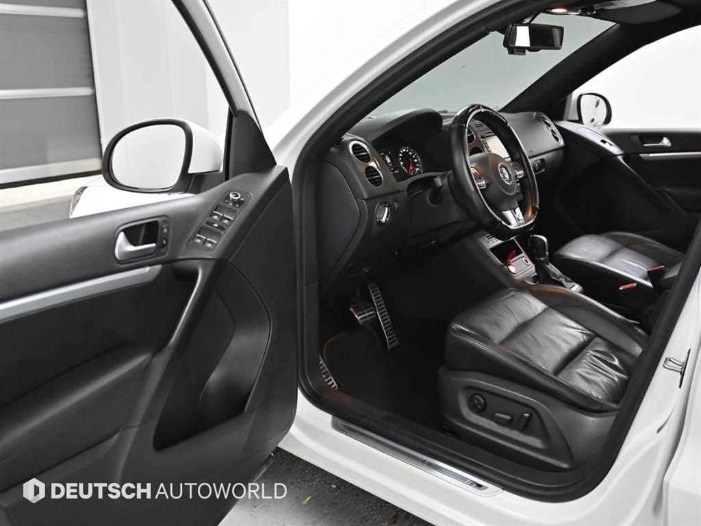 Volkswagen Tiguan - Vista 11