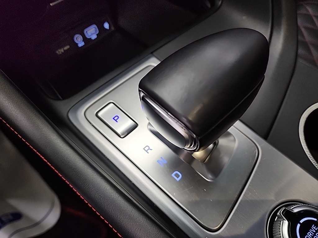 Genesis G70 - Vista 8