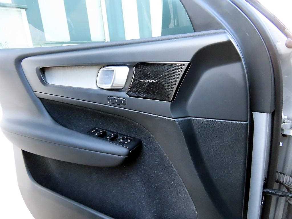 Volvo XC40 - Vista 11