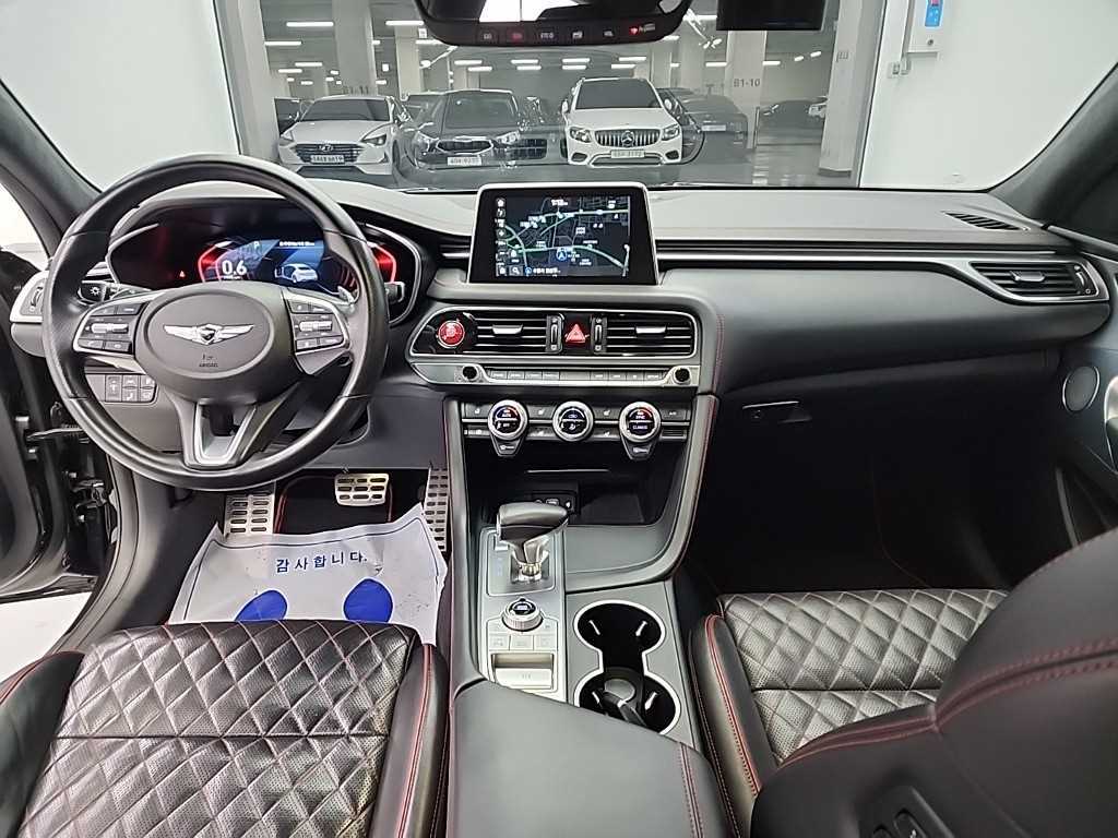 Genesis G70 - Vista 7