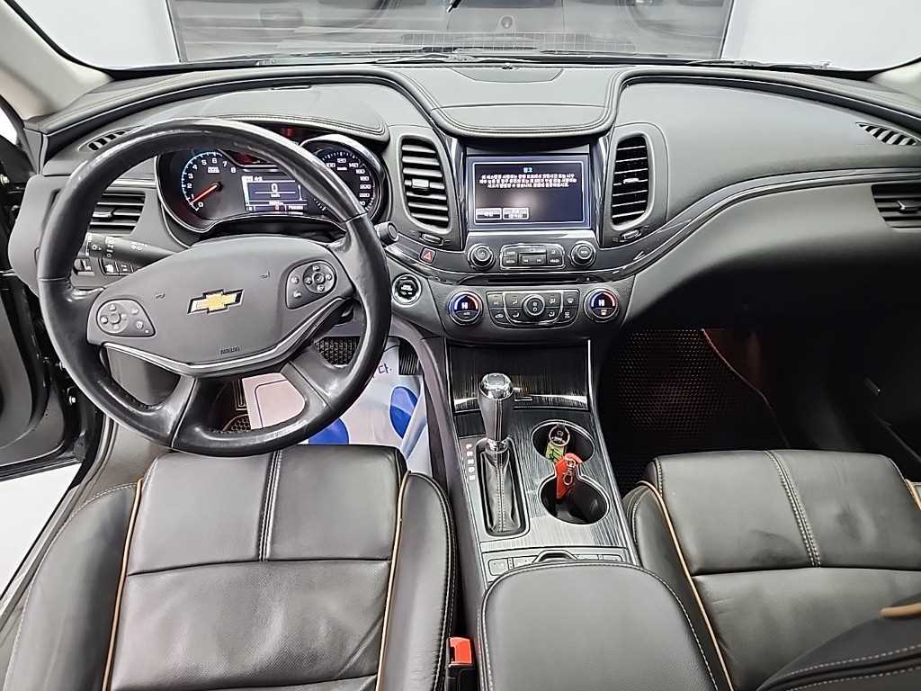 Chevrolet Impala - Vista 7