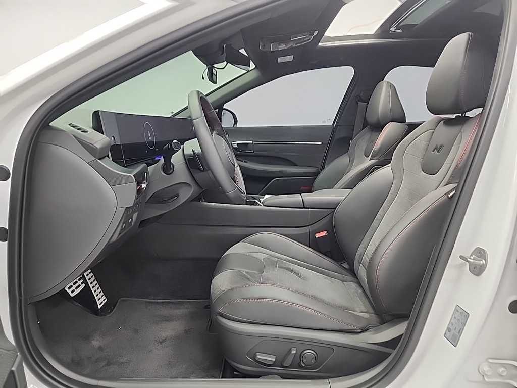 HYUNDAI Sonata - Vista 11