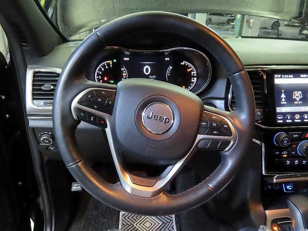 Jeep Cherokee - Vista 8