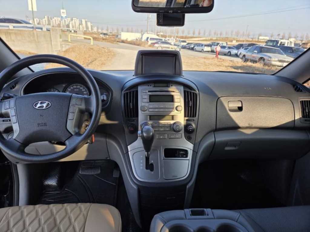 HYUNDAI Starex 2012 - Importación desde Corea - HF Imports Iquique - Foto 13