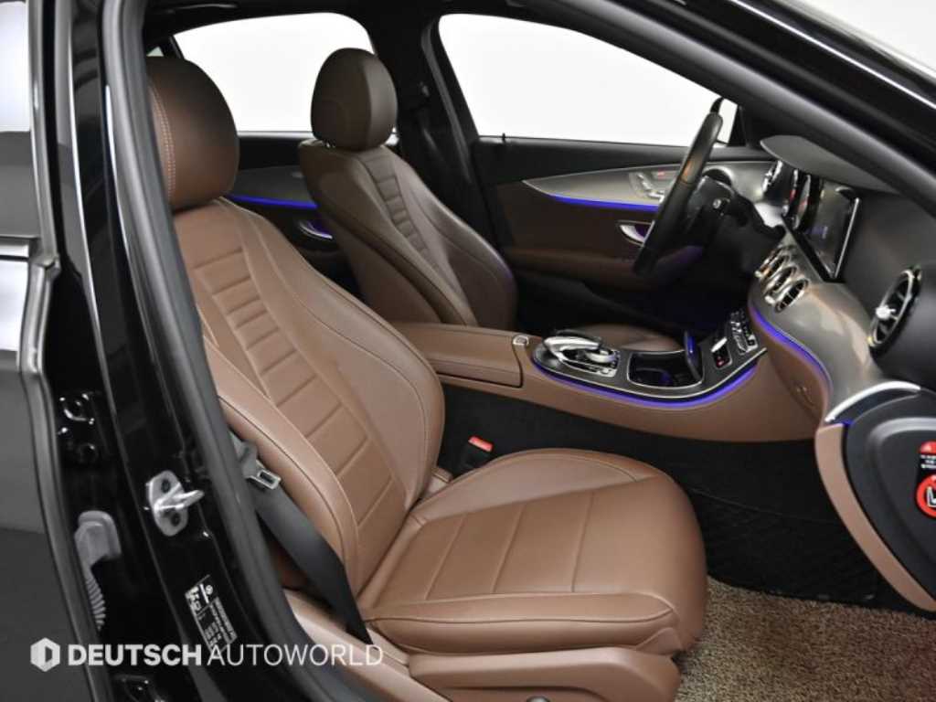 Mercedes Benz E class - Vista 10