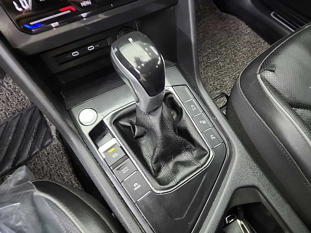 Volkswagen Tiguan - Vista 8