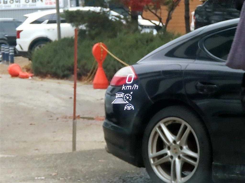 Mercedes Benz GLA Class - Vista 10