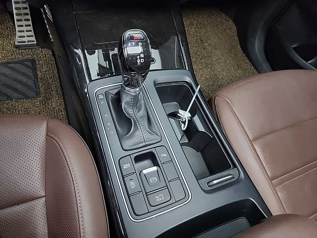 KIA Sorento - Vista 8