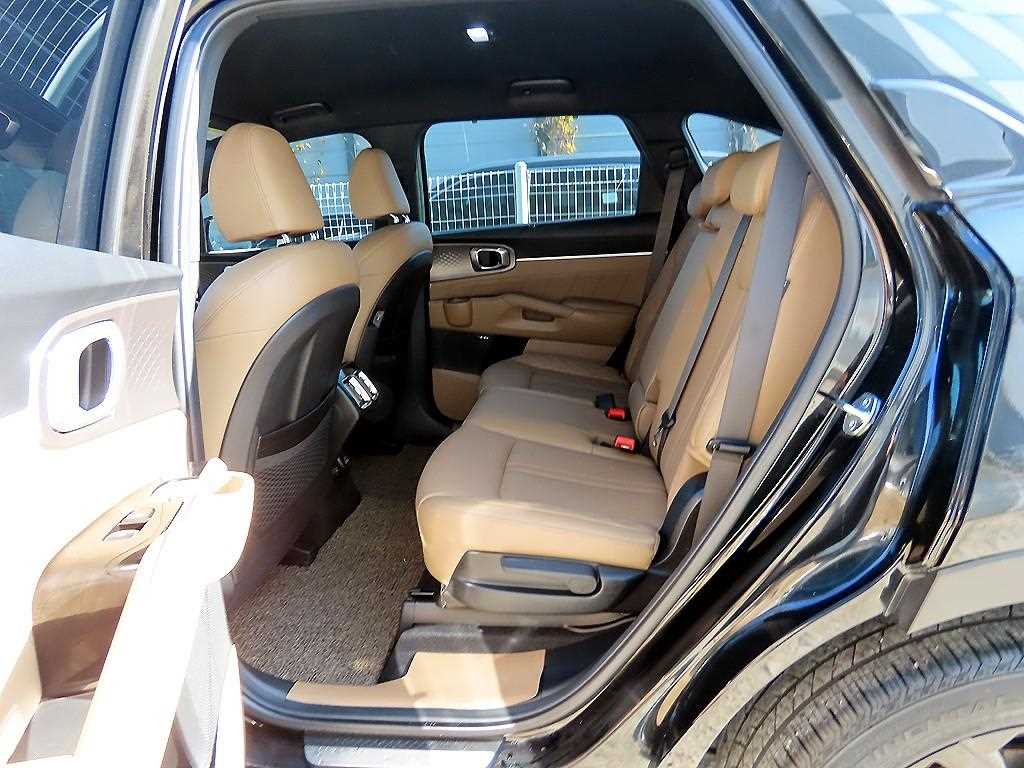 KIA Sorento - Vista 6