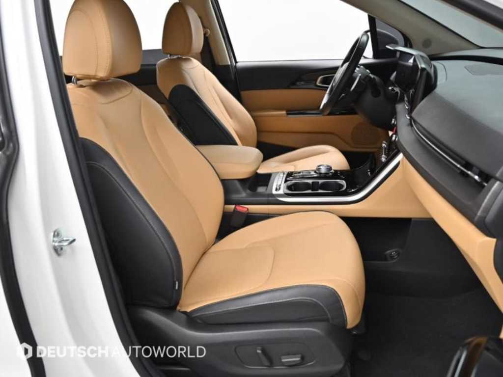 KIA Carnival - Vista 10