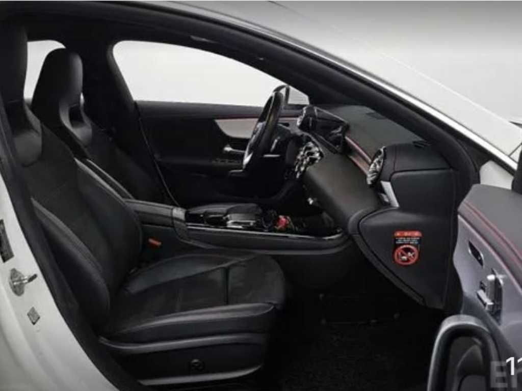 Mercedes Benz CLA Class - Vista 11